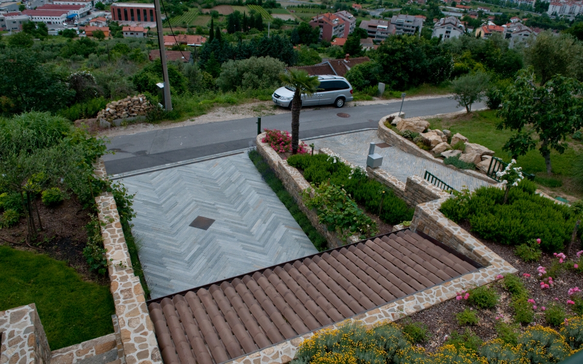 Zunanji tlak - rezan skrilavec Zunanji tlak - rezan skrilavec